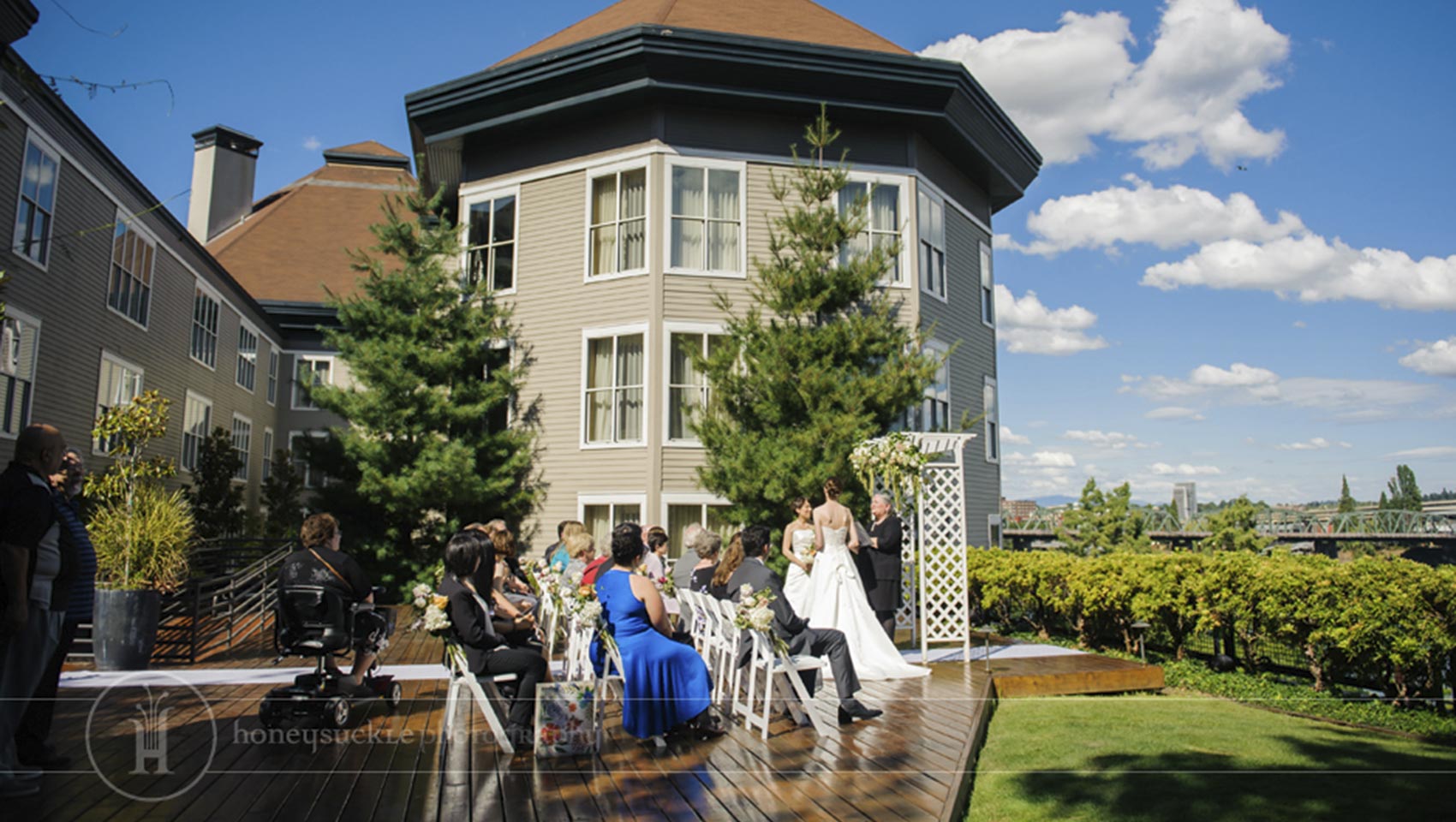 small outdoor Riverplace hotel wedding venue