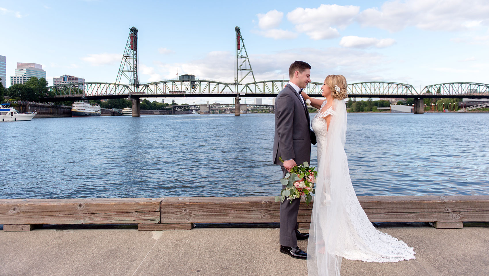 kimpton portland riverplace hotel wedding waterfront couple