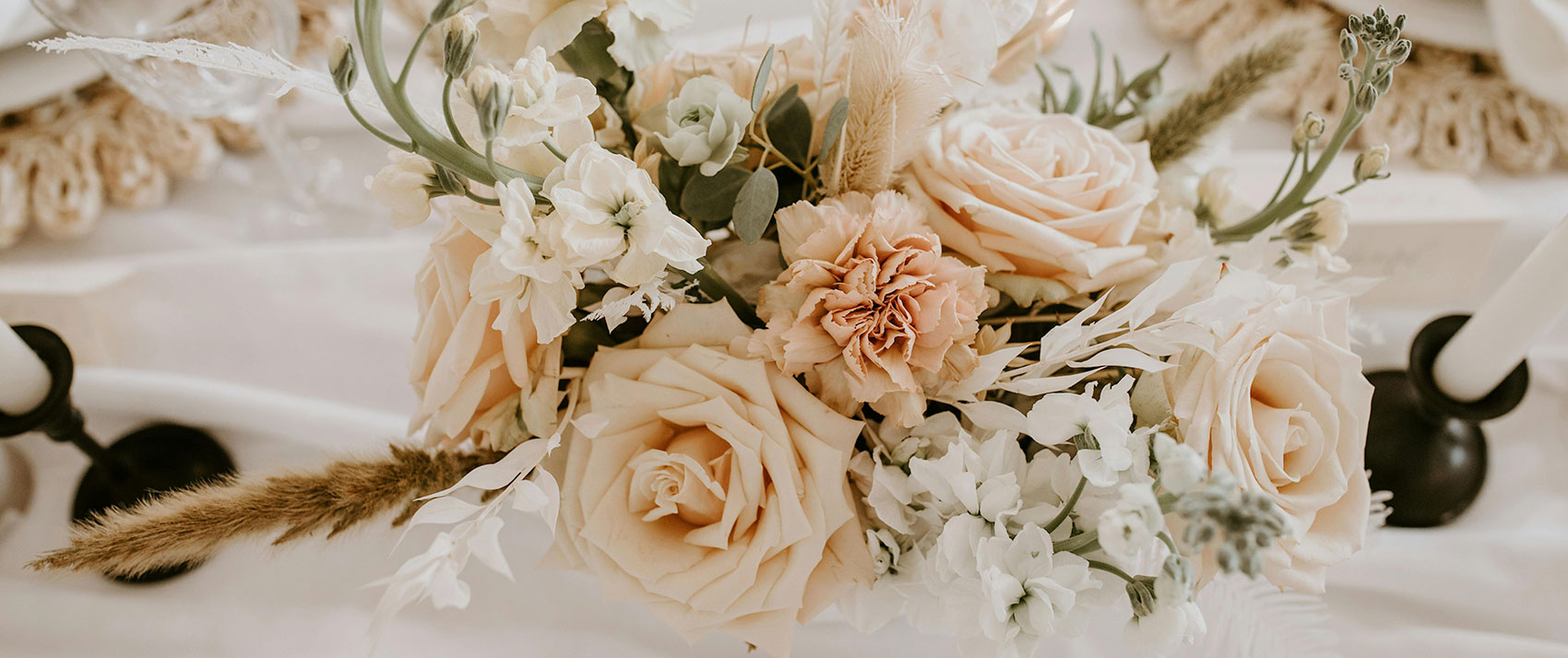 sweetheart table at a riverplace hotel wedding 