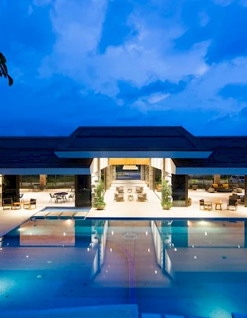 RiverPlace Hotel