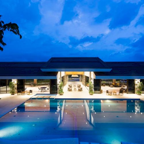 RiverPlace Hotel