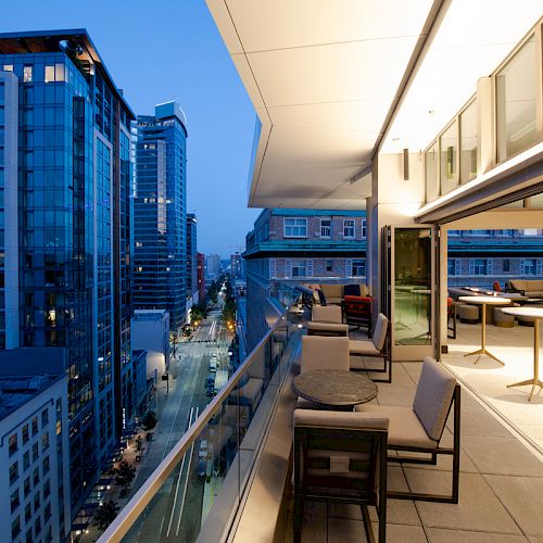 RiverPlace Hotel