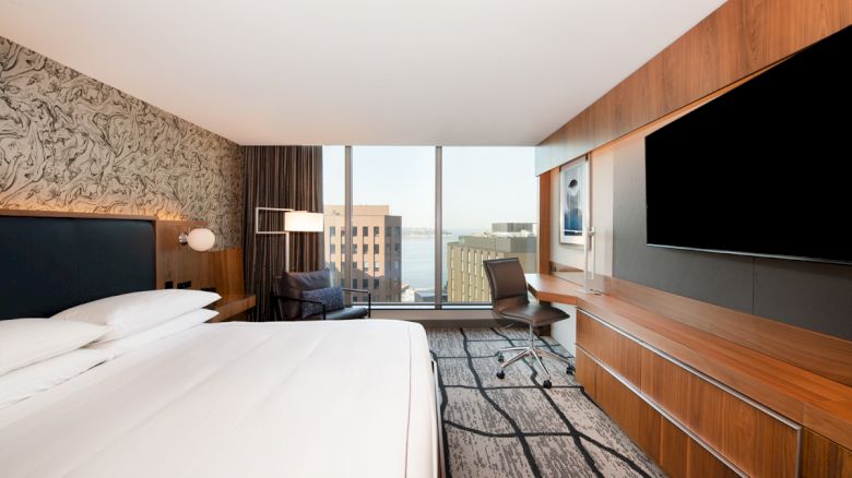 RiverPlace Hotel